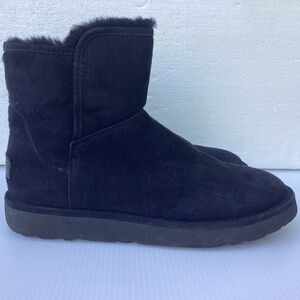 UGG  Cory II Bootie Size 6 Black